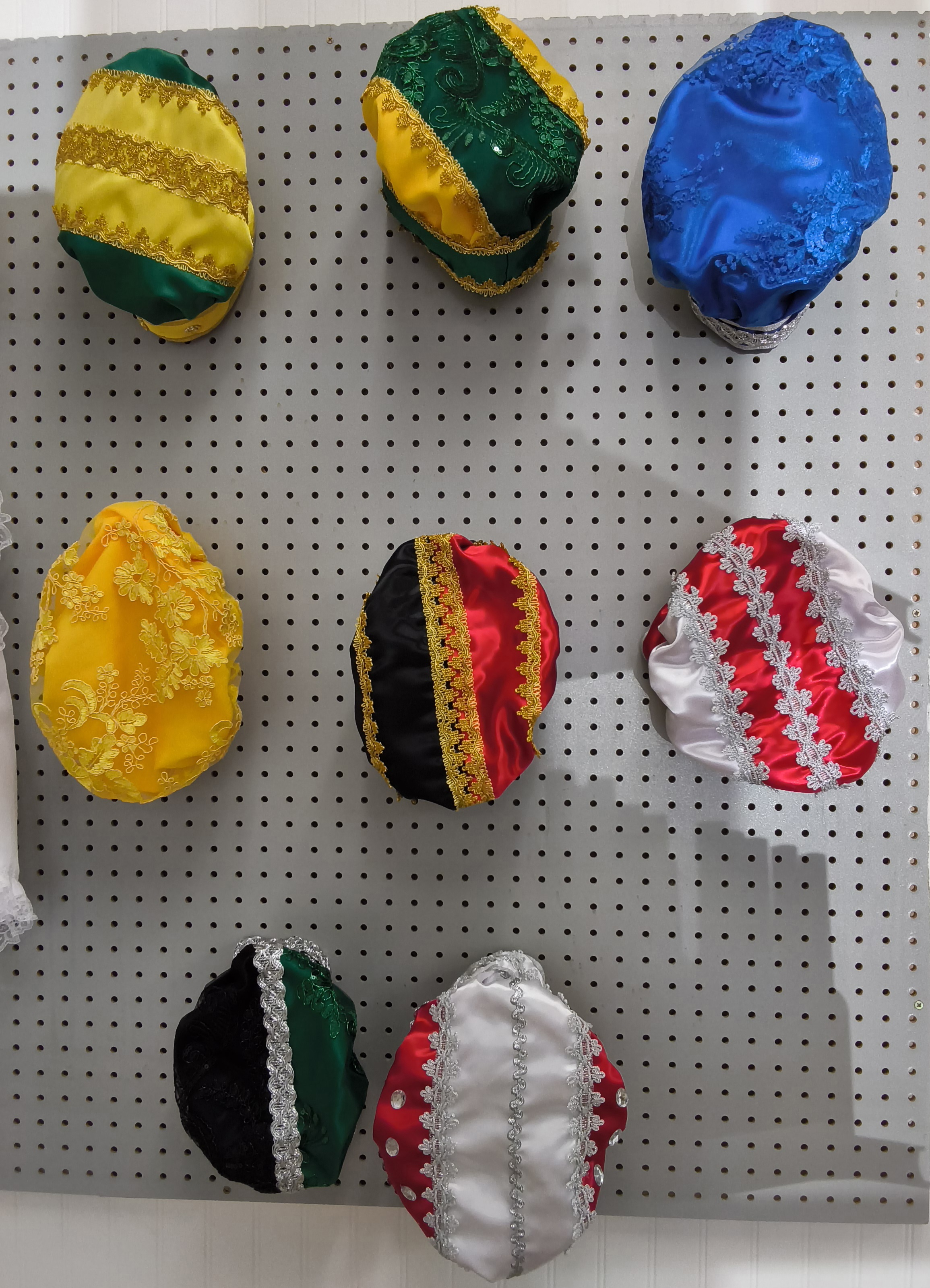 Gorro de gala santero y babalawo